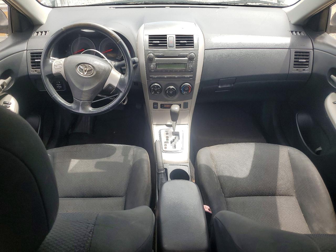 2010 TOYOTA COROLLA