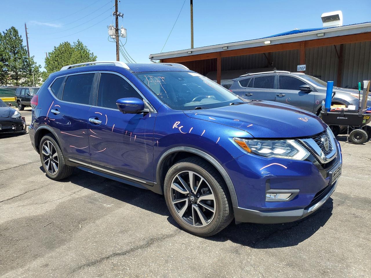 2018 NISSAN ROGUE