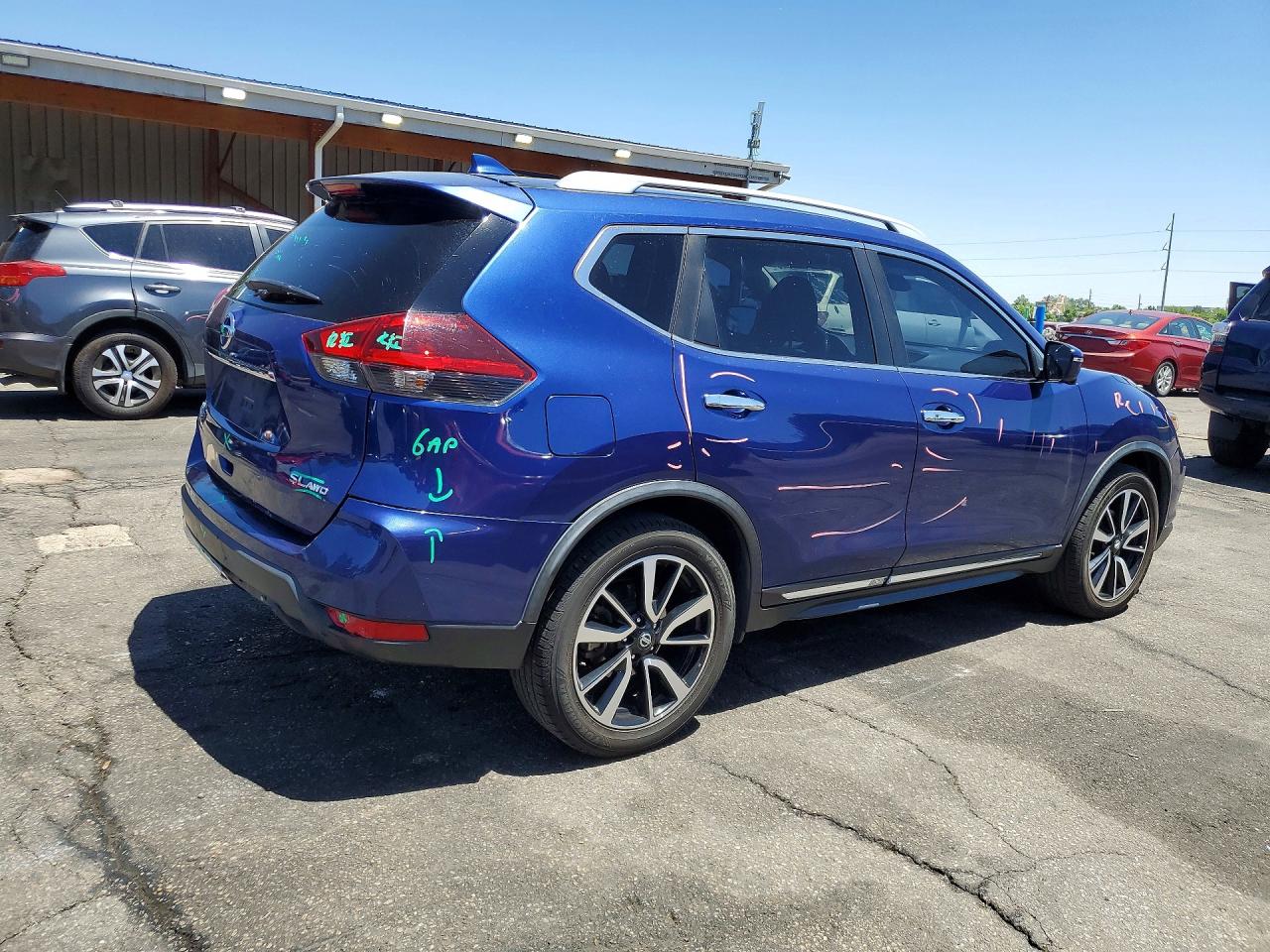 2018 NISSAN ROGUE