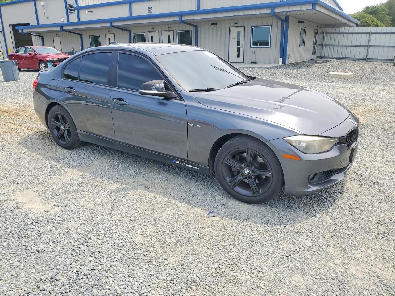 2013 BMW 3 SERIES