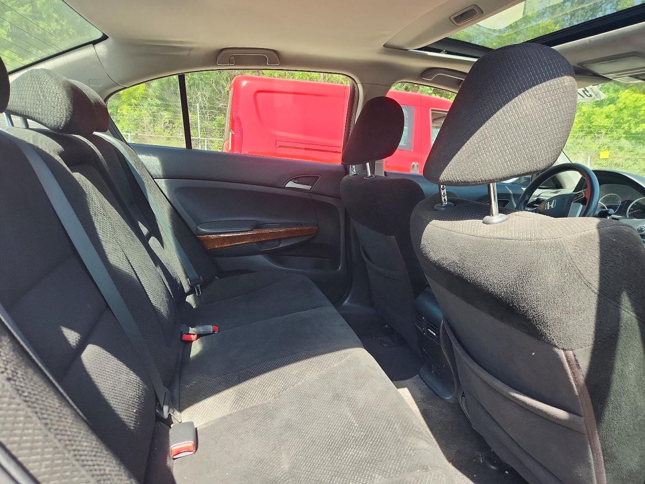 2011 HONDA ACCORD