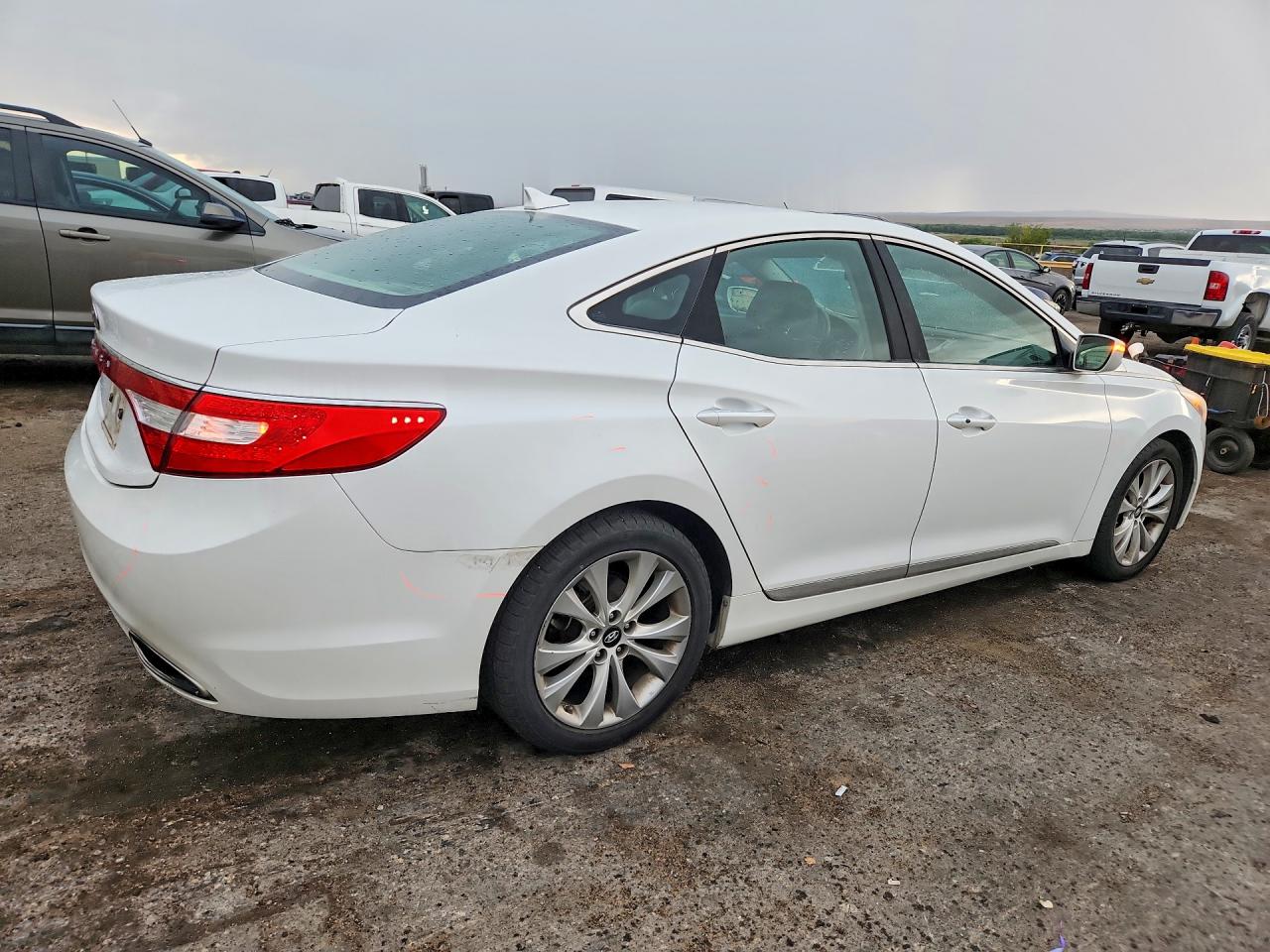 2014 HYUNDAI AZERA