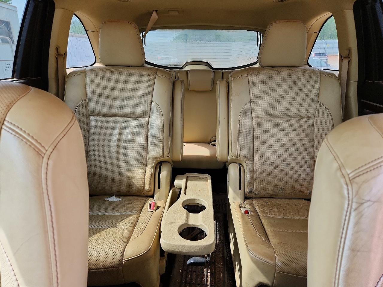 2016 TOYOTA HIGHLANDER