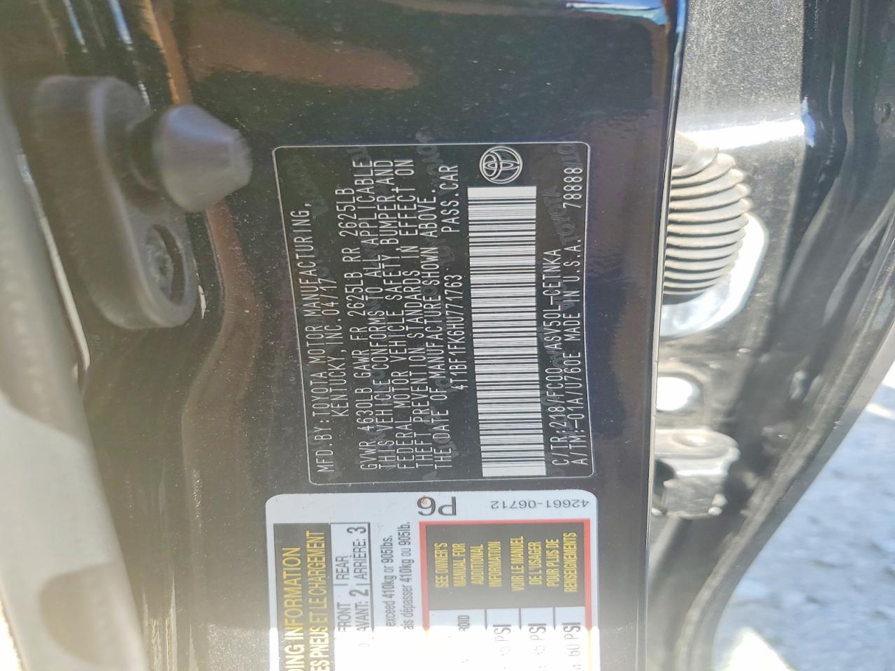 2017 TOYOTA CAMRY