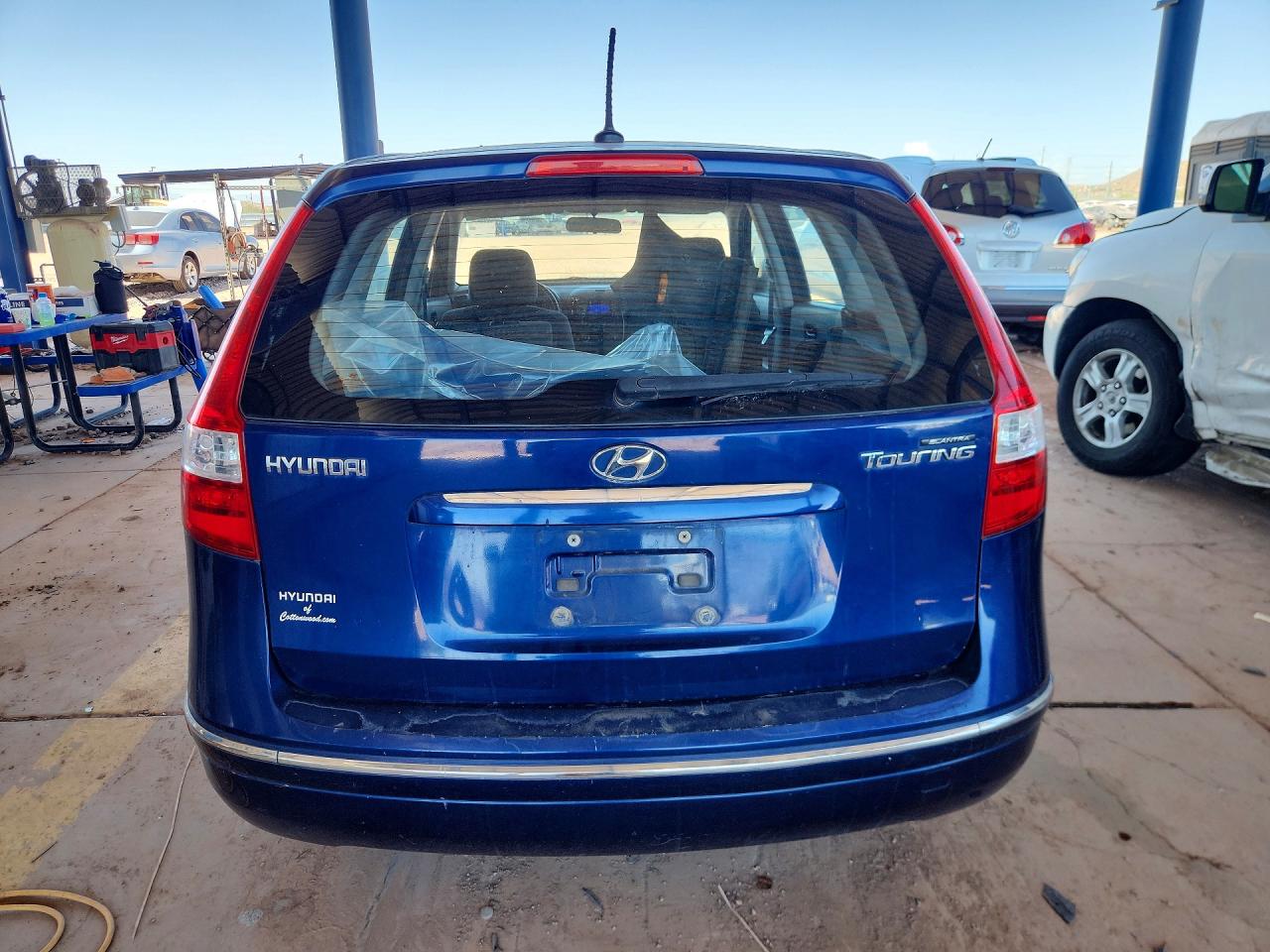 2012 HYUNDAI ELANTRA