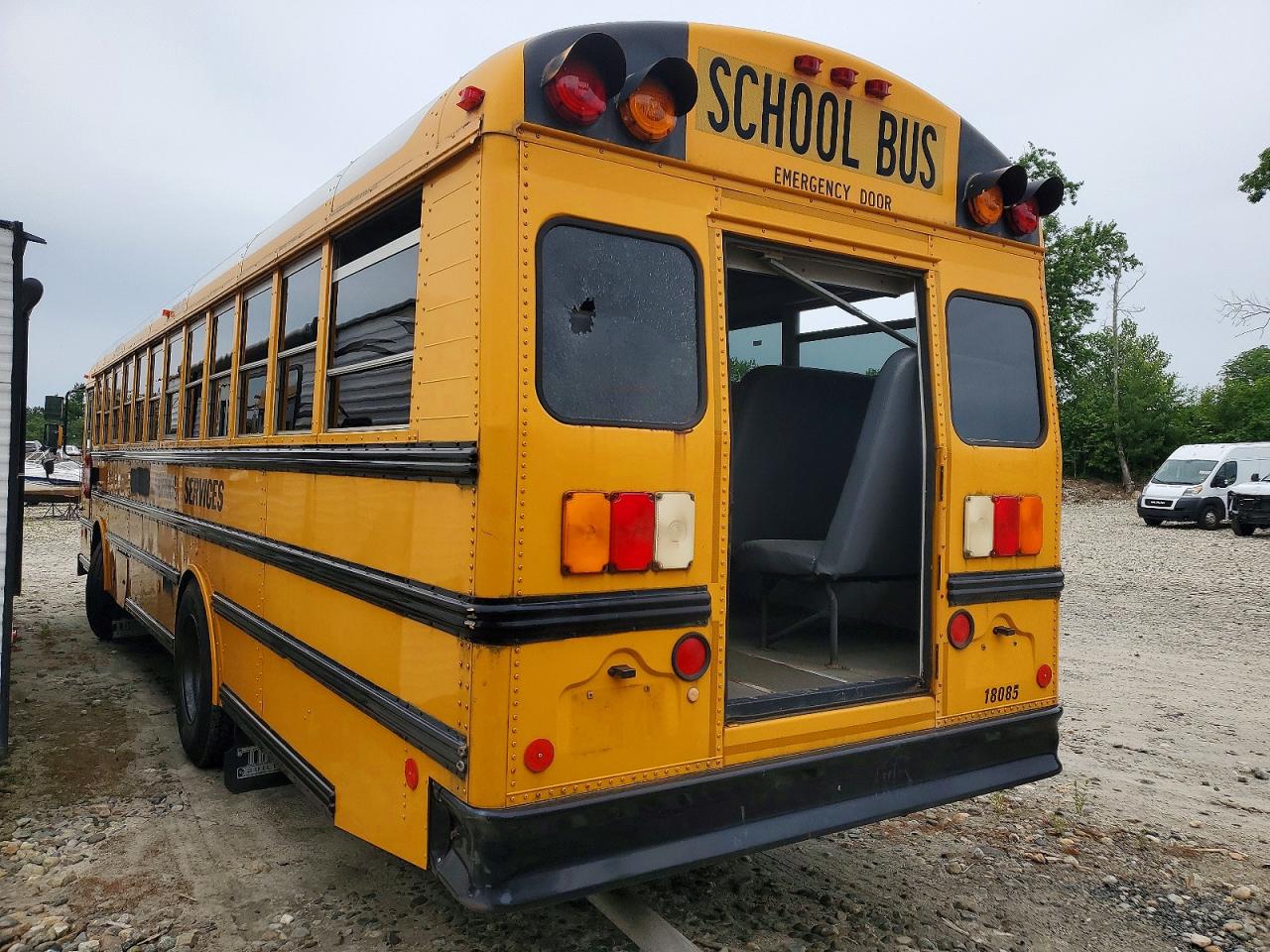 2010 THOMAS SAF-T-LINE
