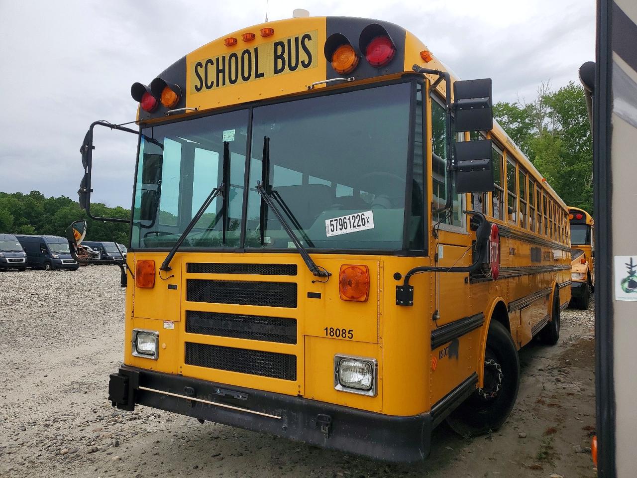2010 THOMAS SAF-T-LINE