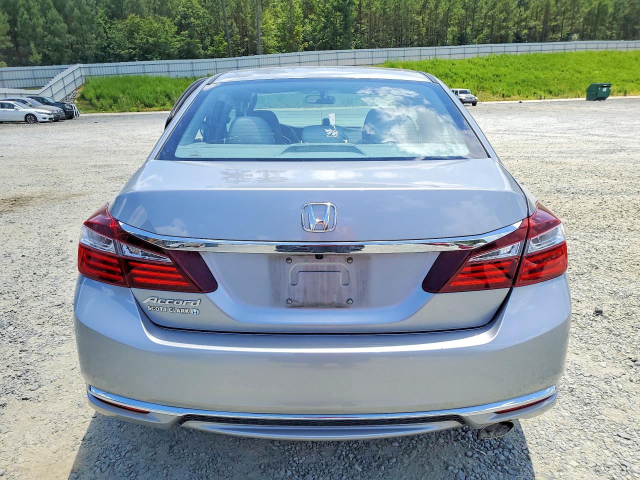 2017 HONDA ACCORD