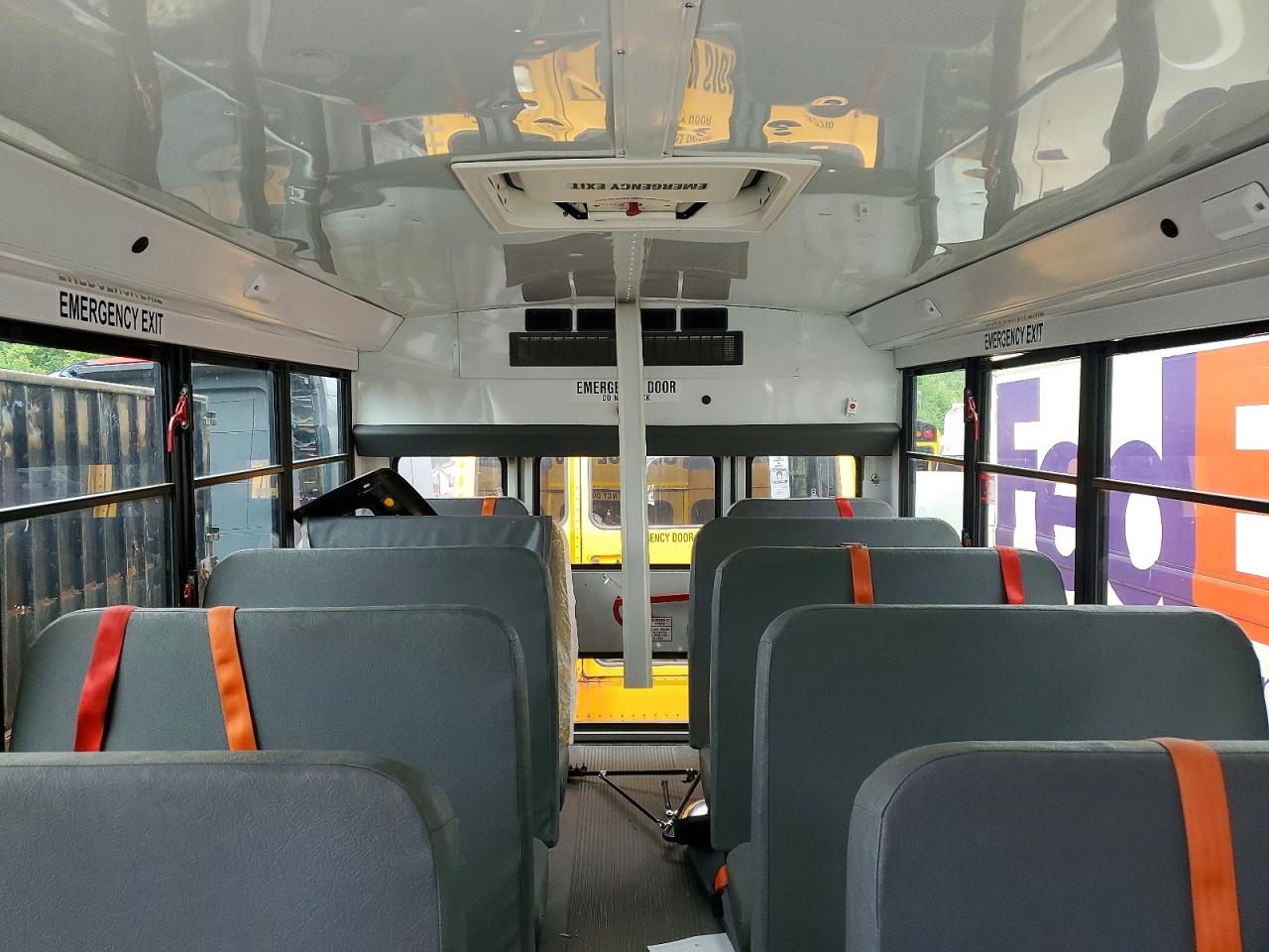 2012 CHEVROLET EXPRESS