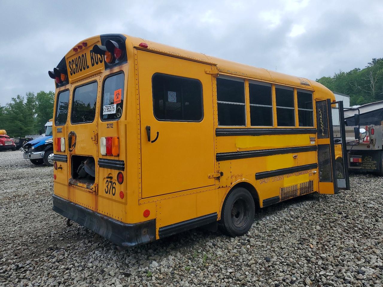2011 CHEVROLET EXPRESS