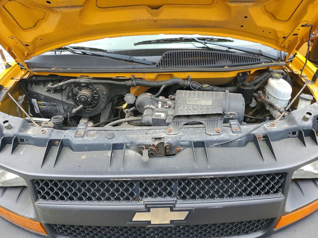 2011 CHEVROLET EXPRESS