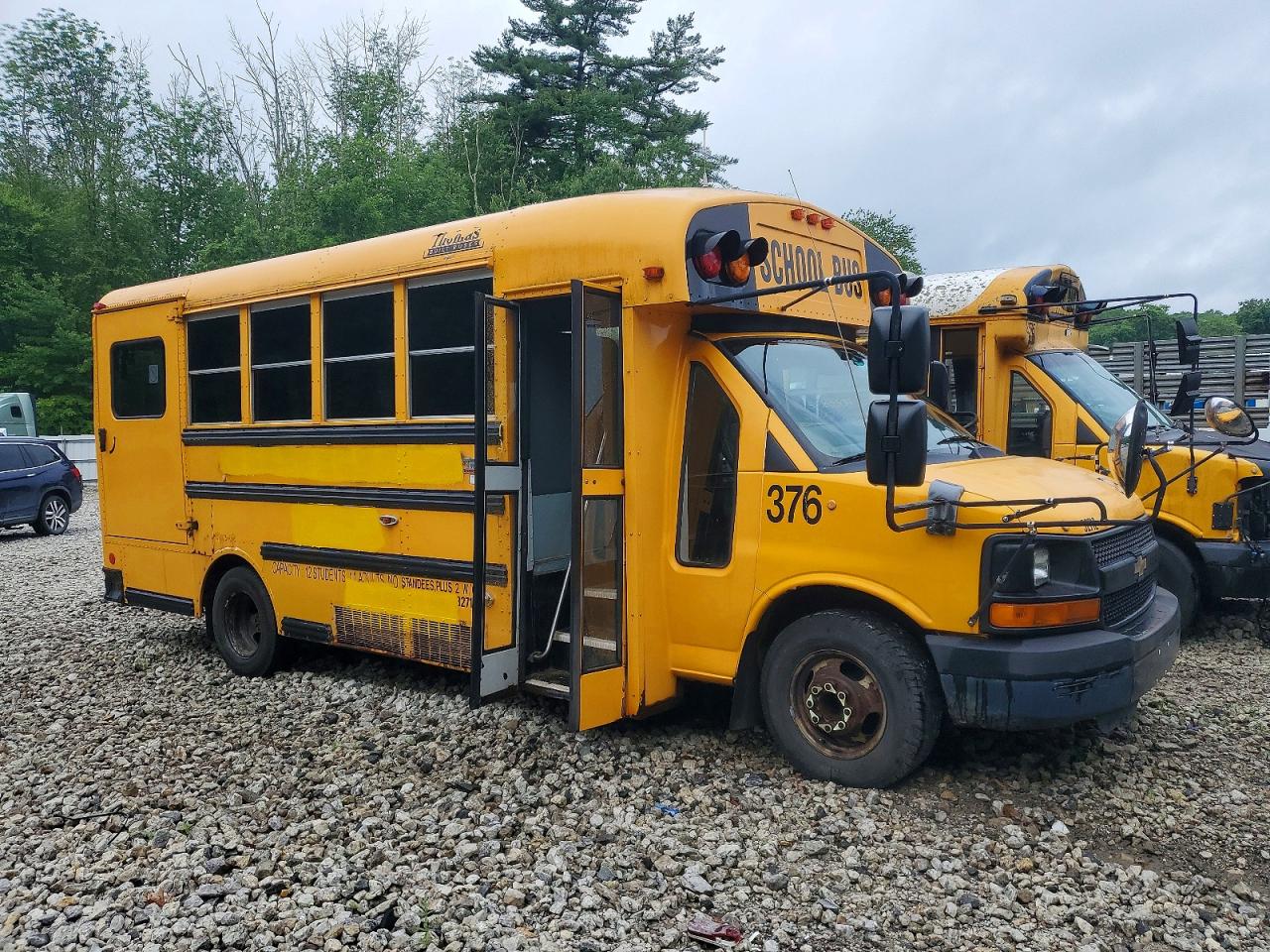 2011 CHEVROLET EXPRESS