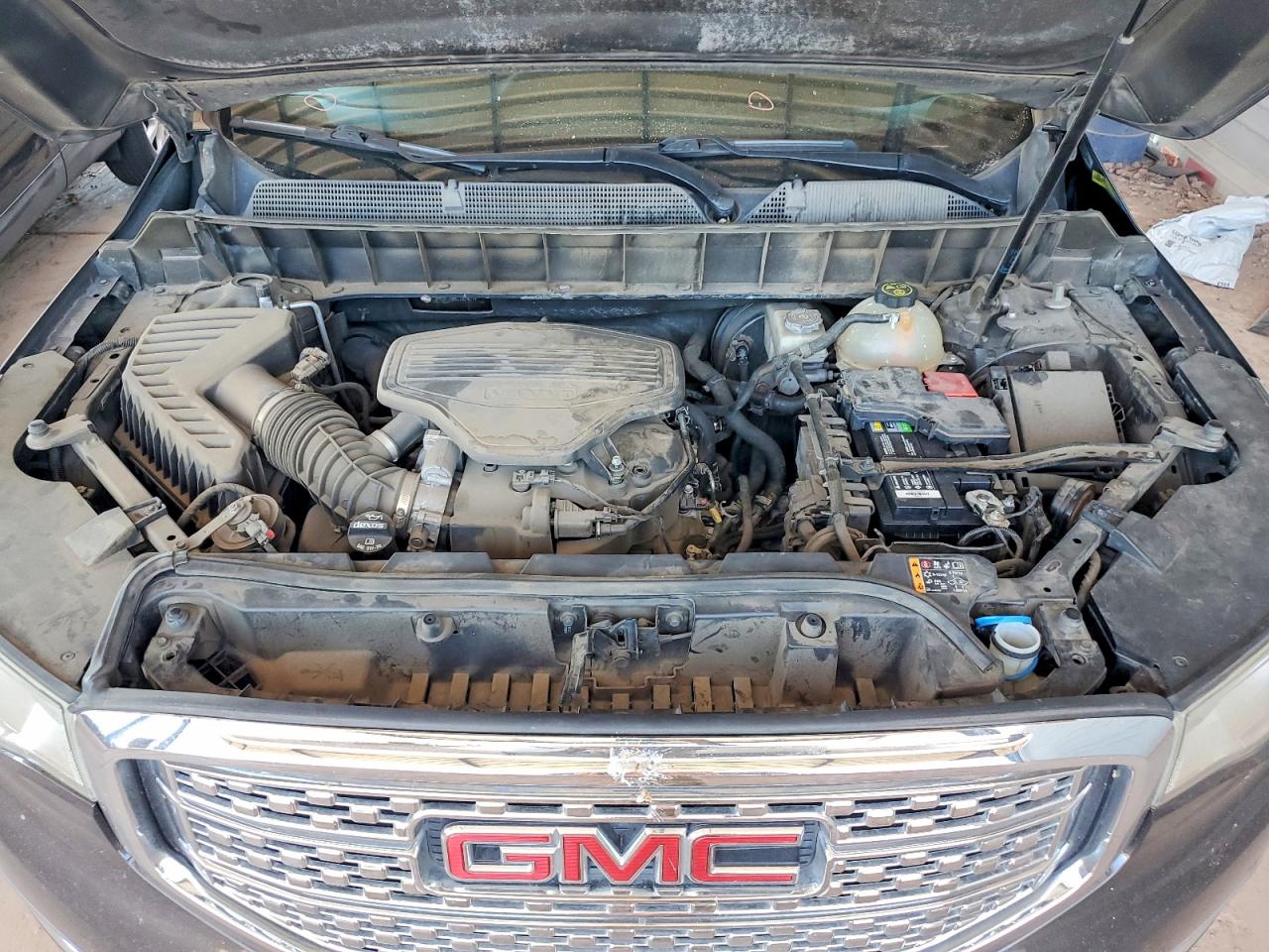 2018 GMC ACADIA DEN