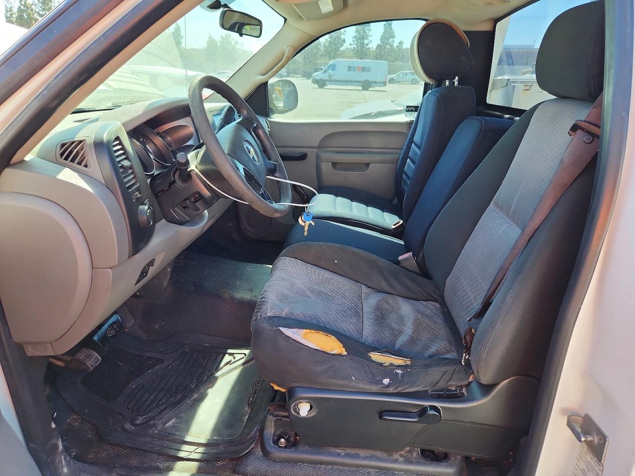 2011 CHEVROLET SILVERADO
