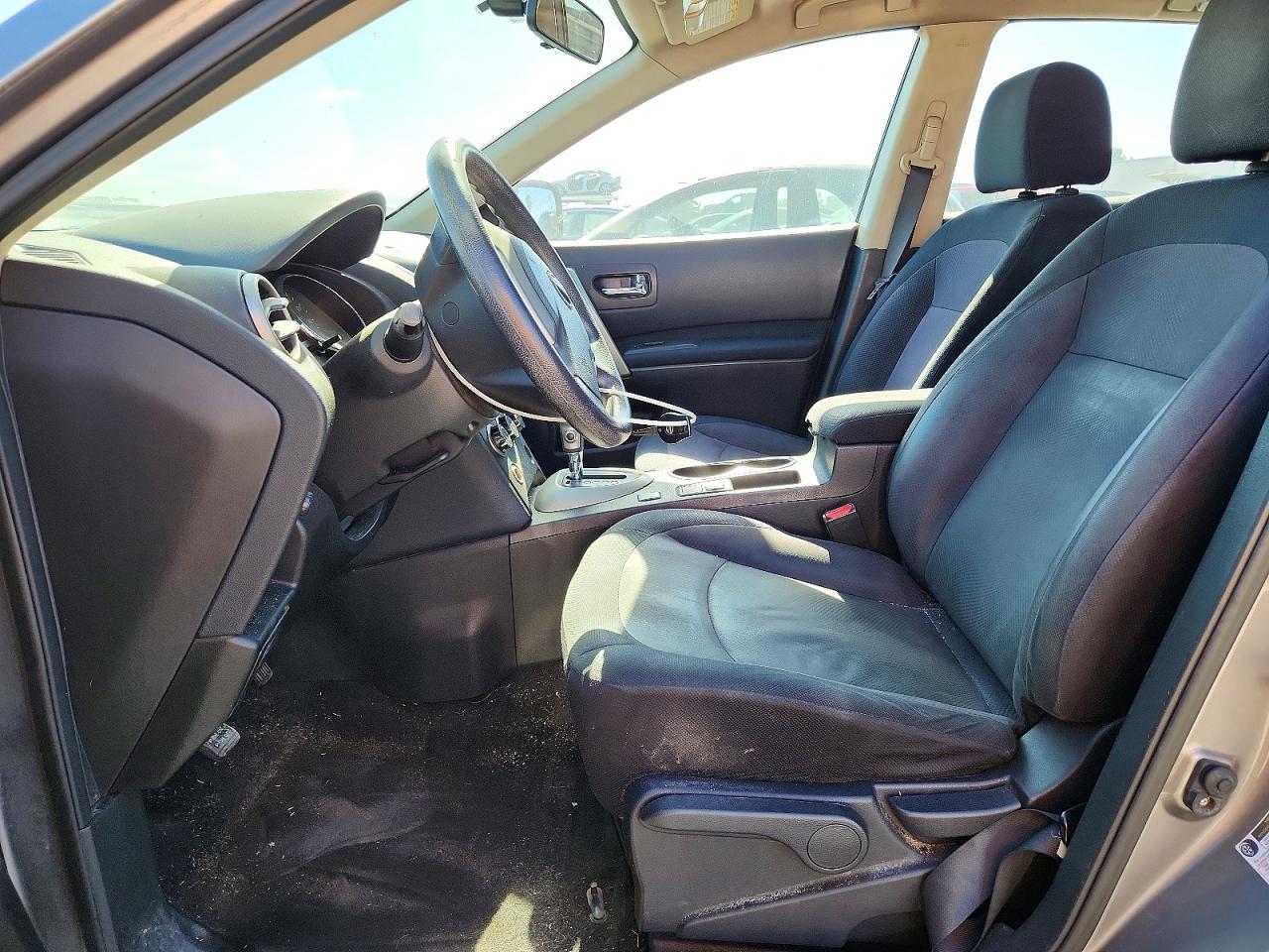 2012 NISSAN ROGUE