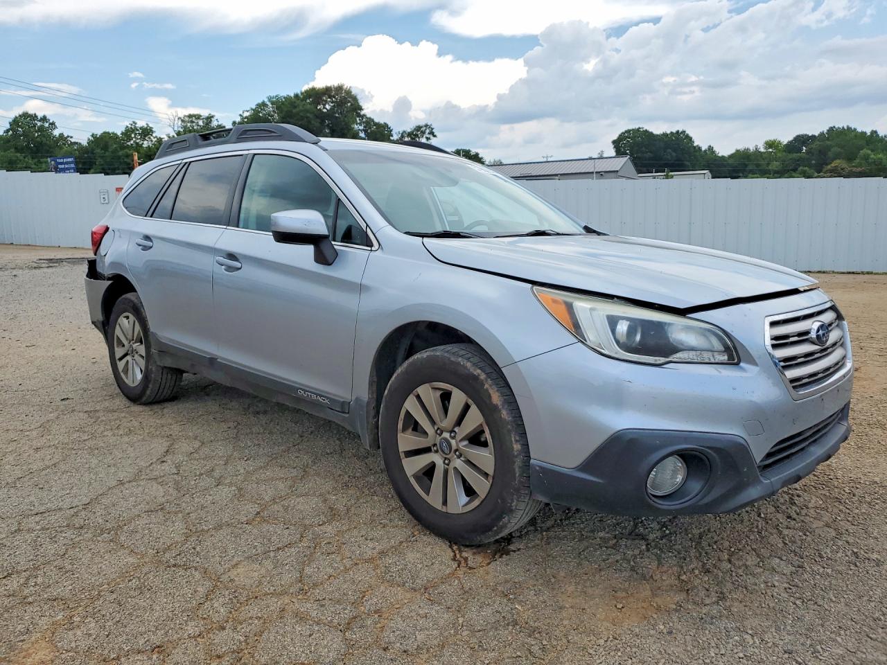2017 SUBARU OUTBACK
