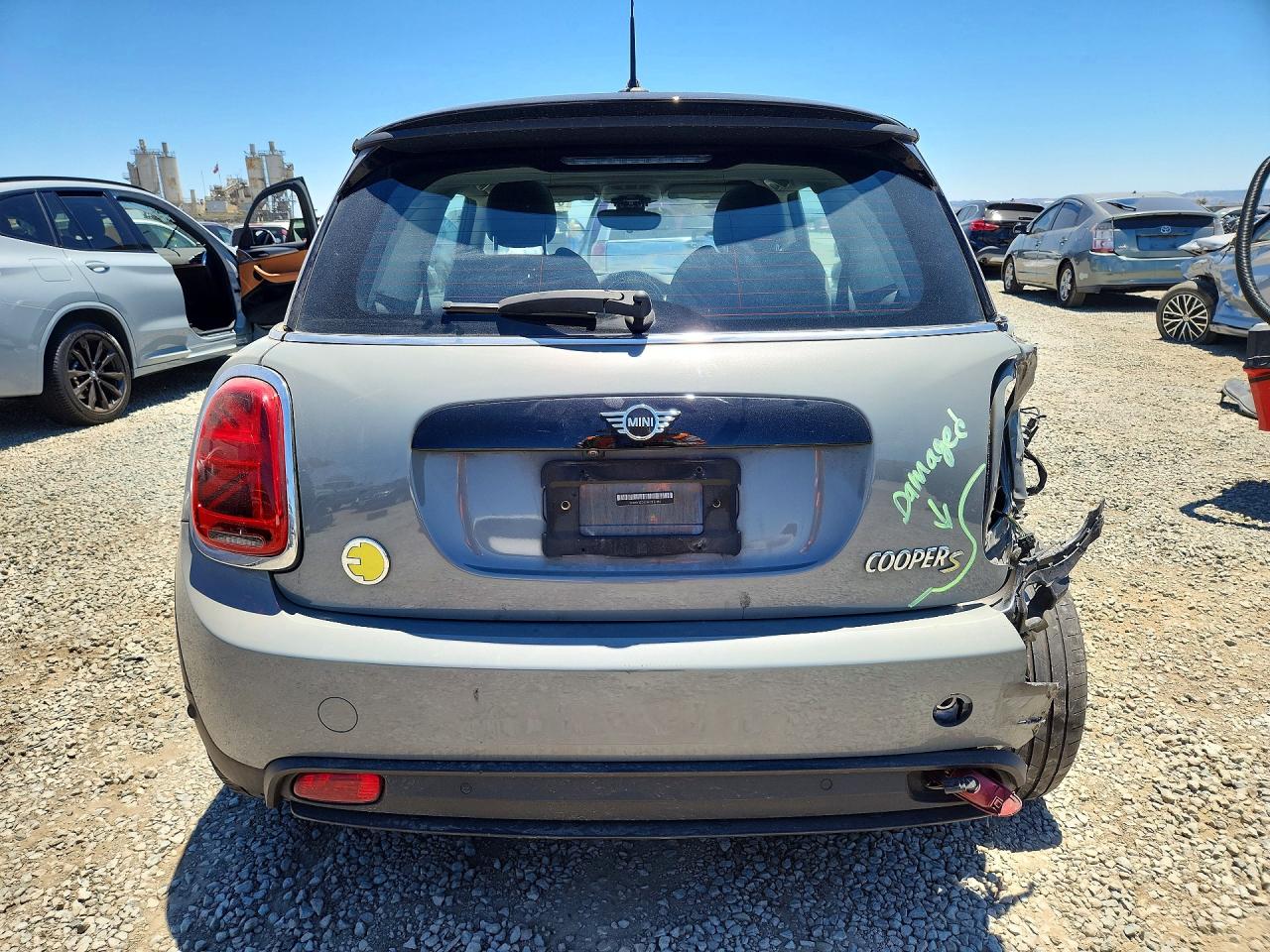2023 MINI COOPER