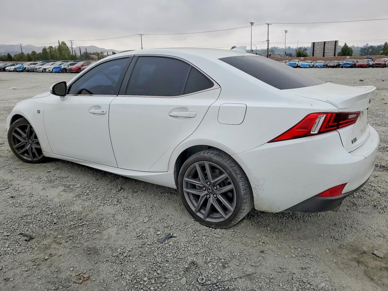 2015 LEXUS IS