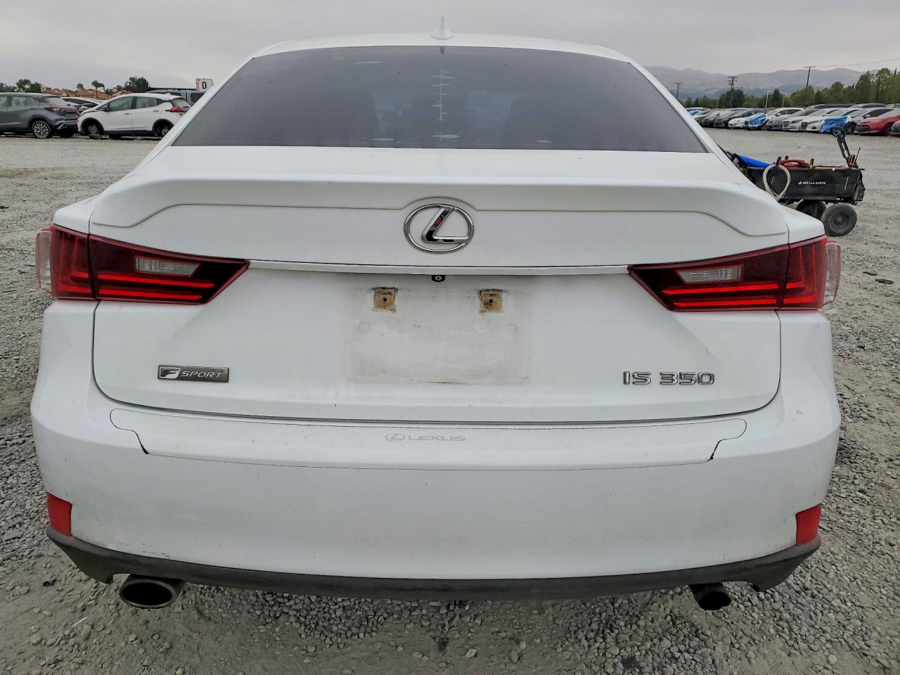 2015 LEXUS IS