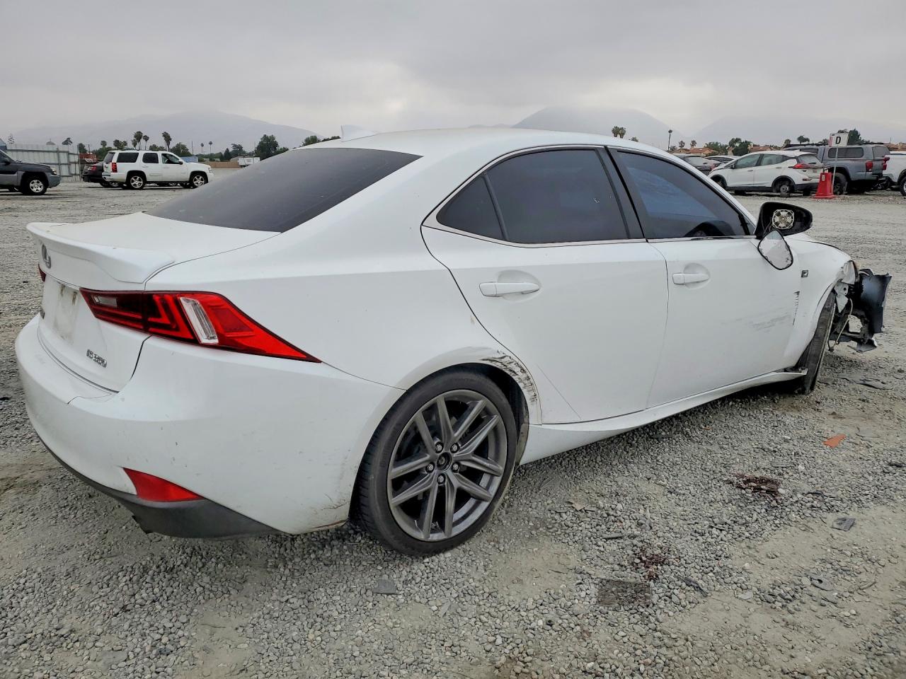 2015 LEXUS IS