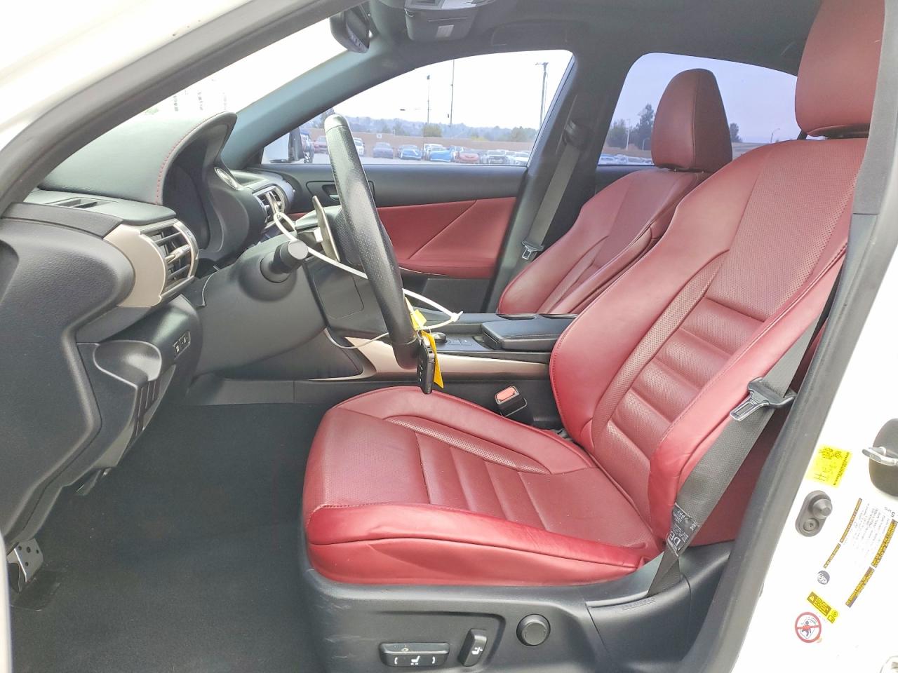 2015 LEXUS IS