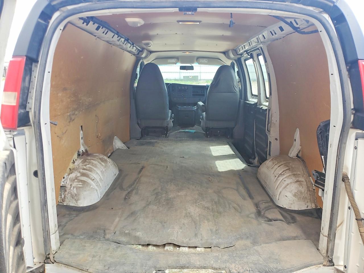 2014 CHEVROLET EXPRESS