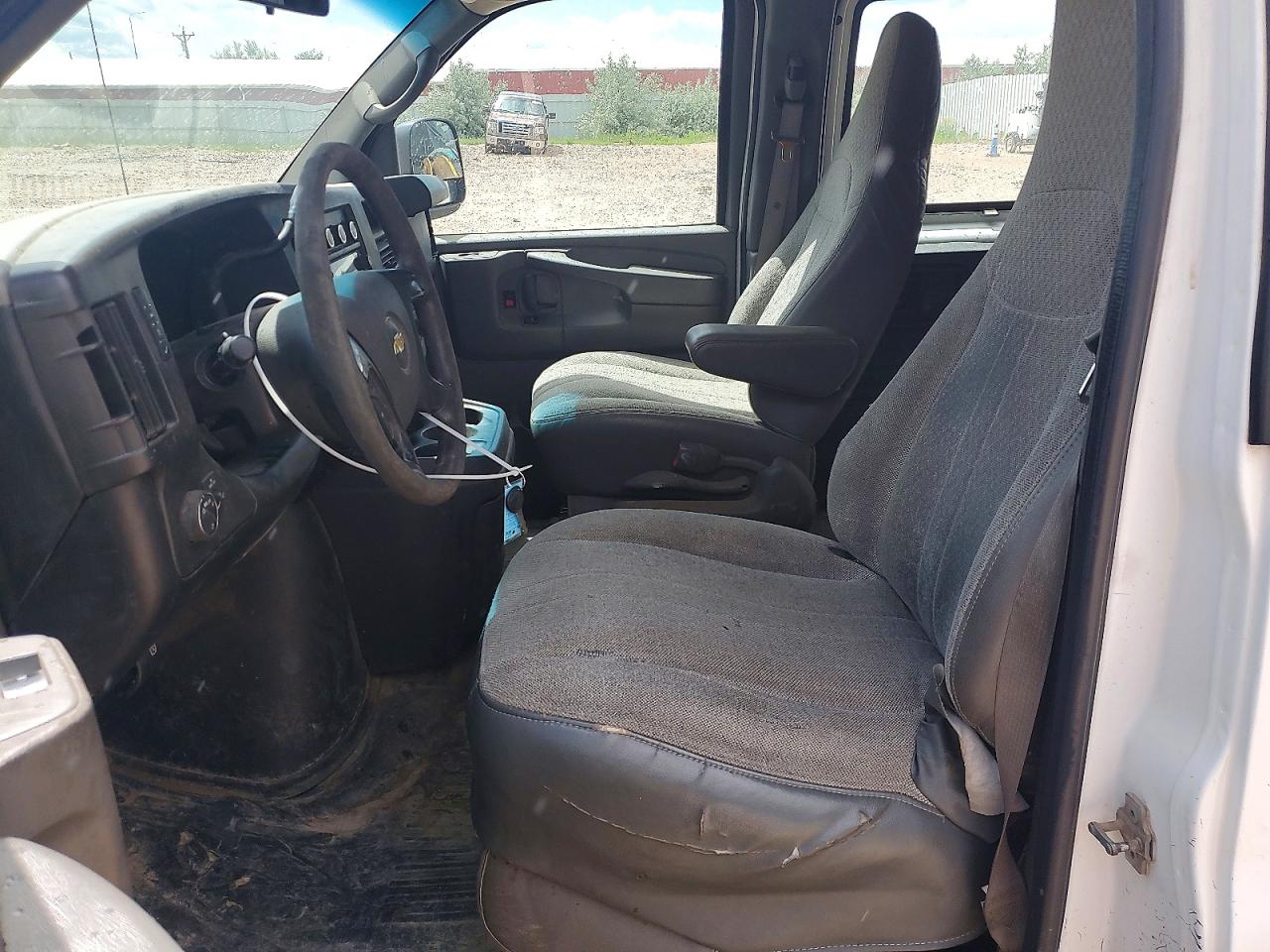 2014 CHEVROLET EXPRESS