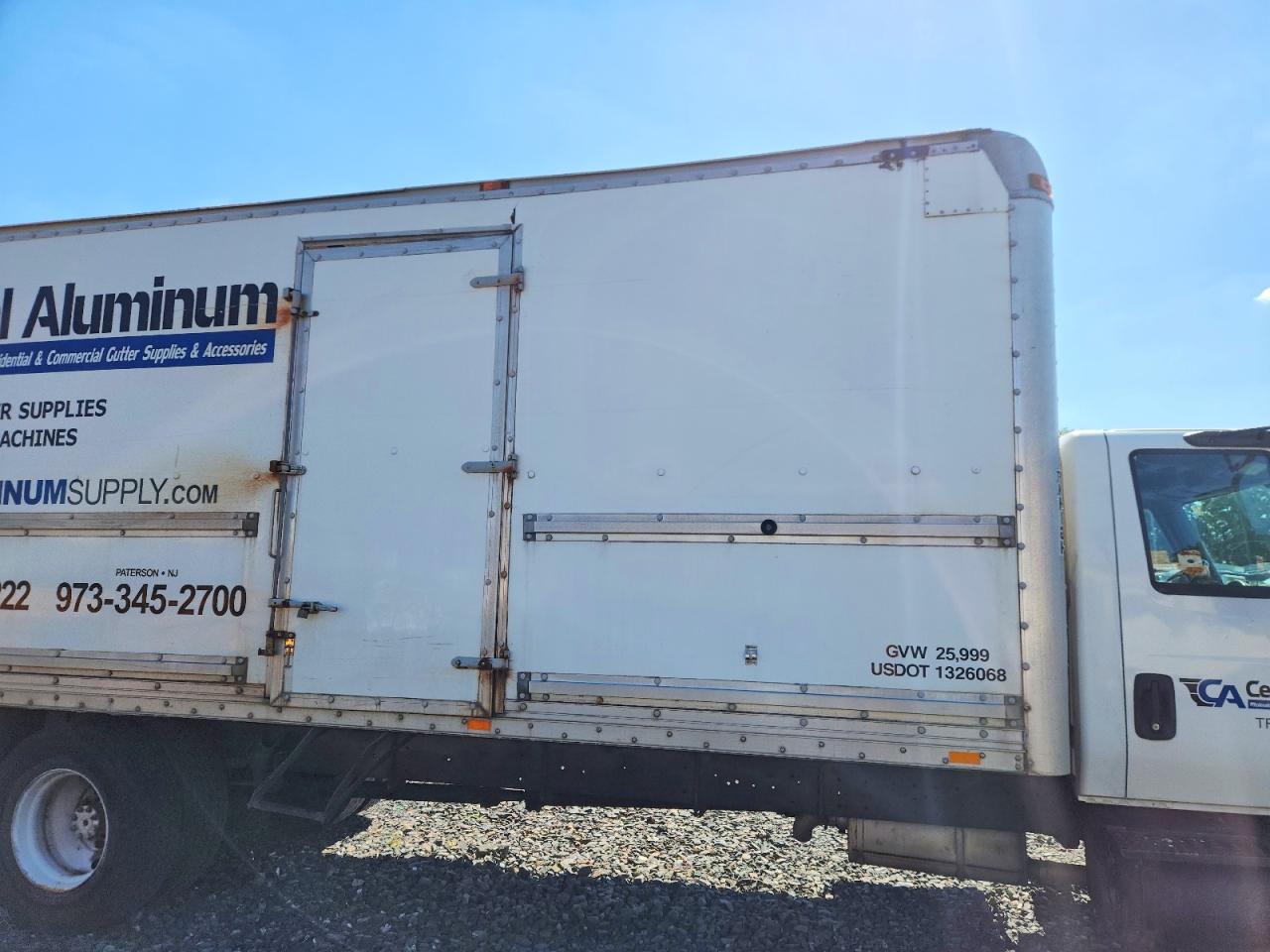 2004 INTERNATIONAL 4000 SERIE