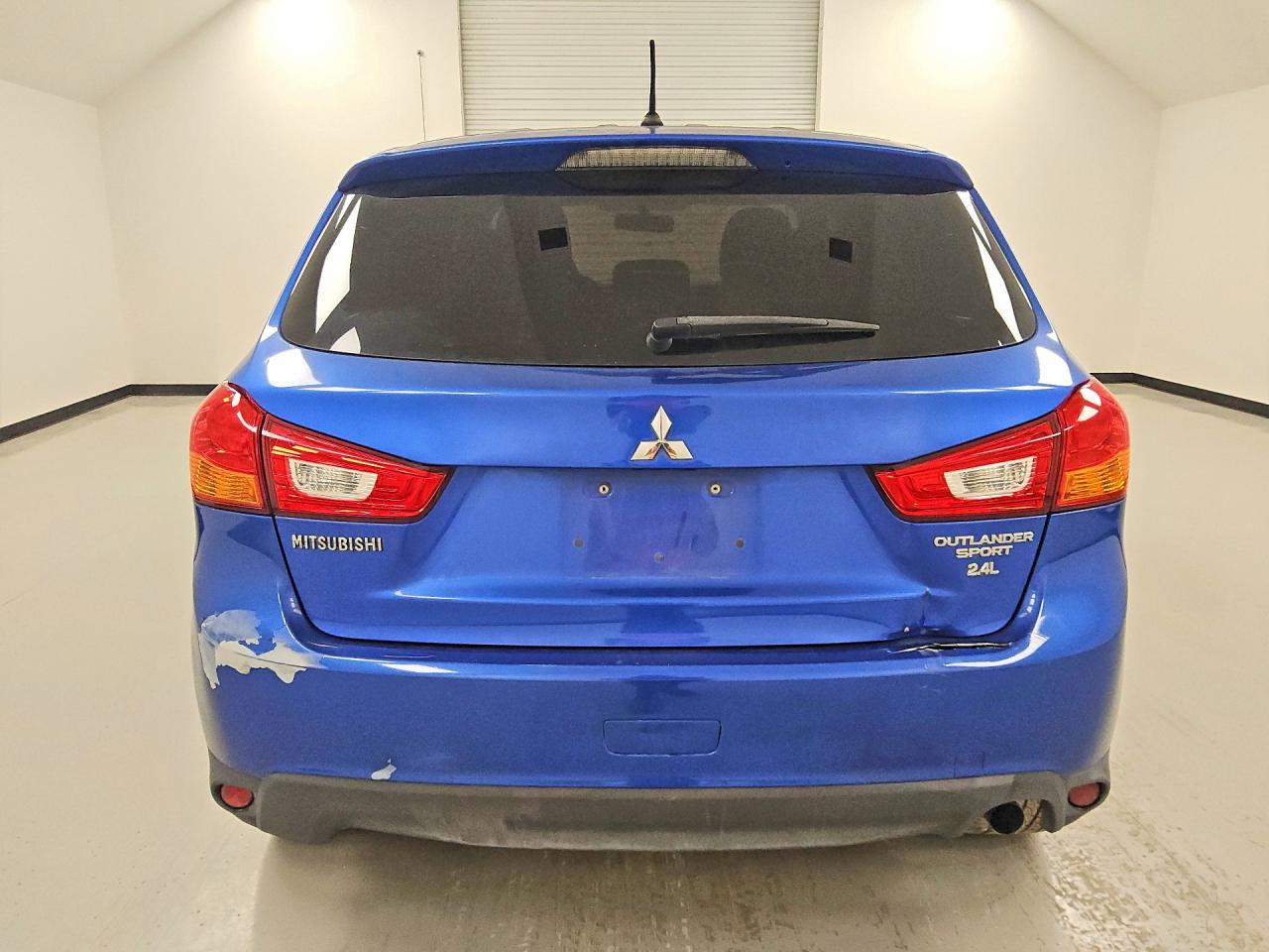 2016 MITSUBISHI OUTLANDER