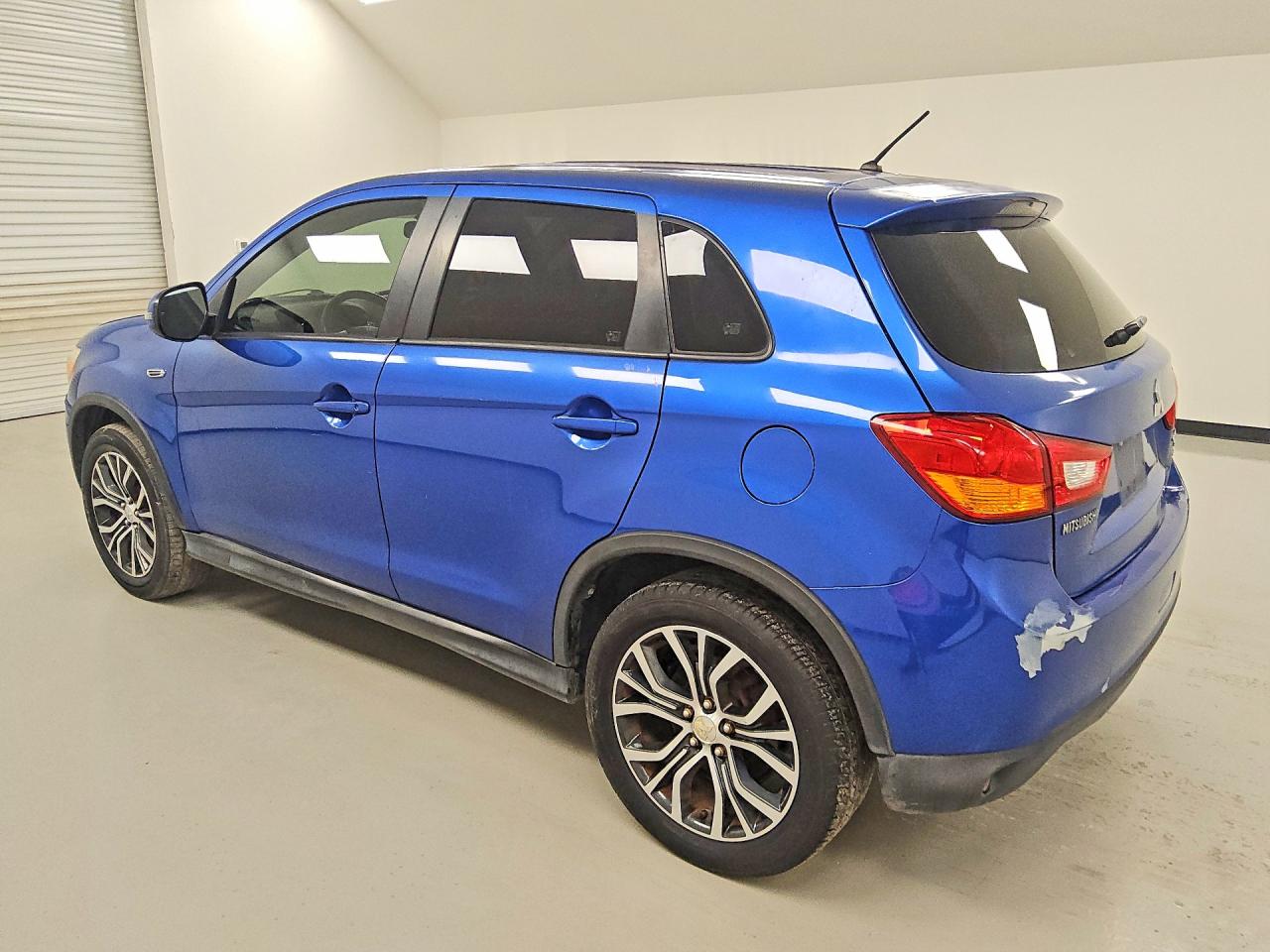 2016 MITSUBISHI OUTLANDER