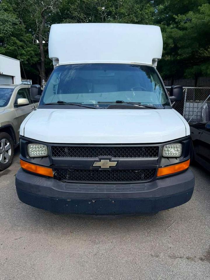 2014 CHEVROLET EXPRESS