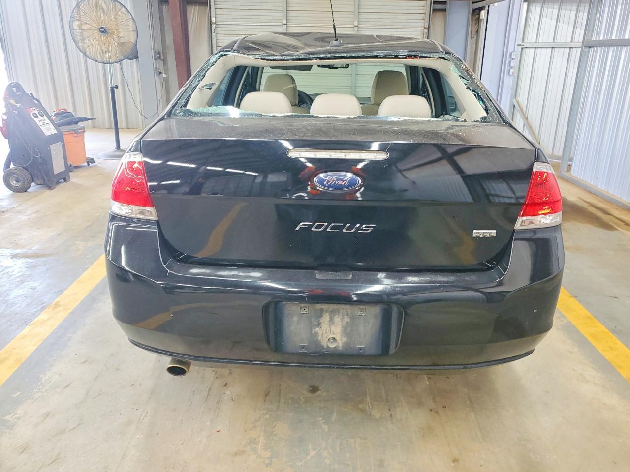 2011 FORD FOCUS