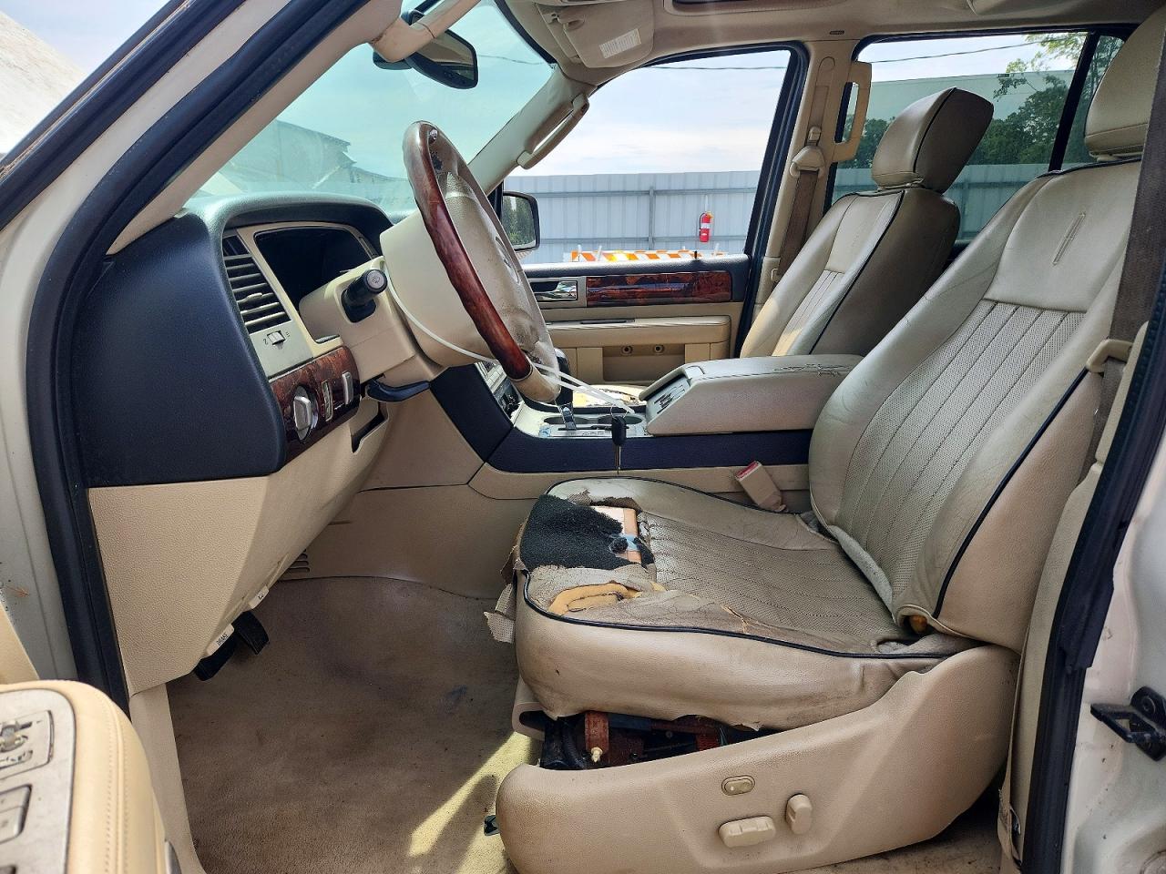 2005 LINCOLN NAVIGATOR