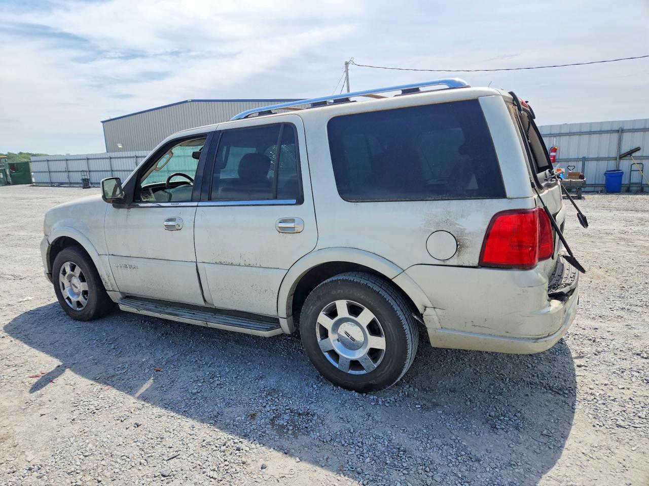 2005 LINCOLN NAVIGATOR