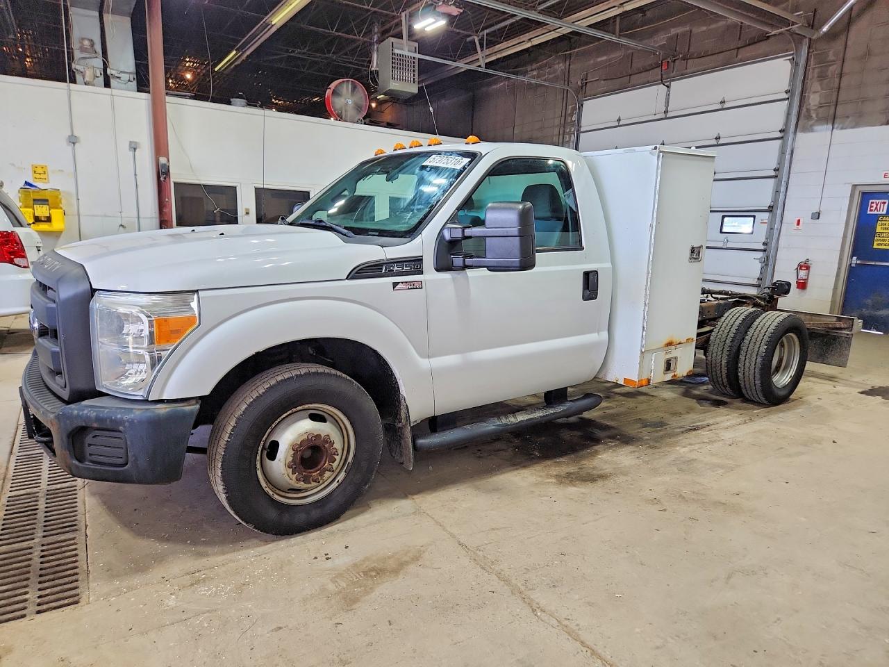 2015 FORD F350