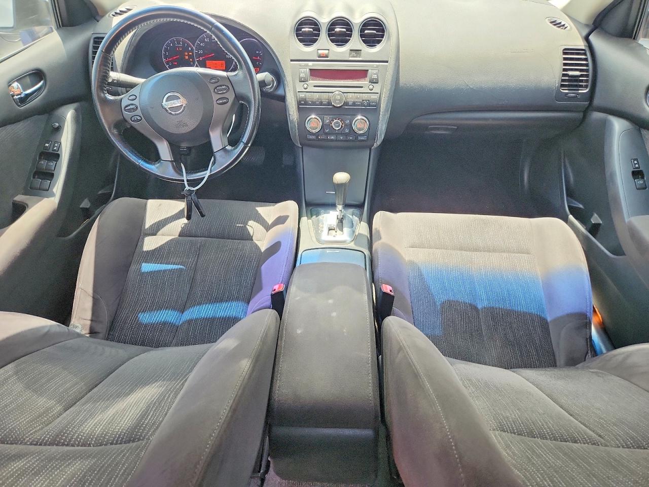 2010 NISSAN ALTIMA