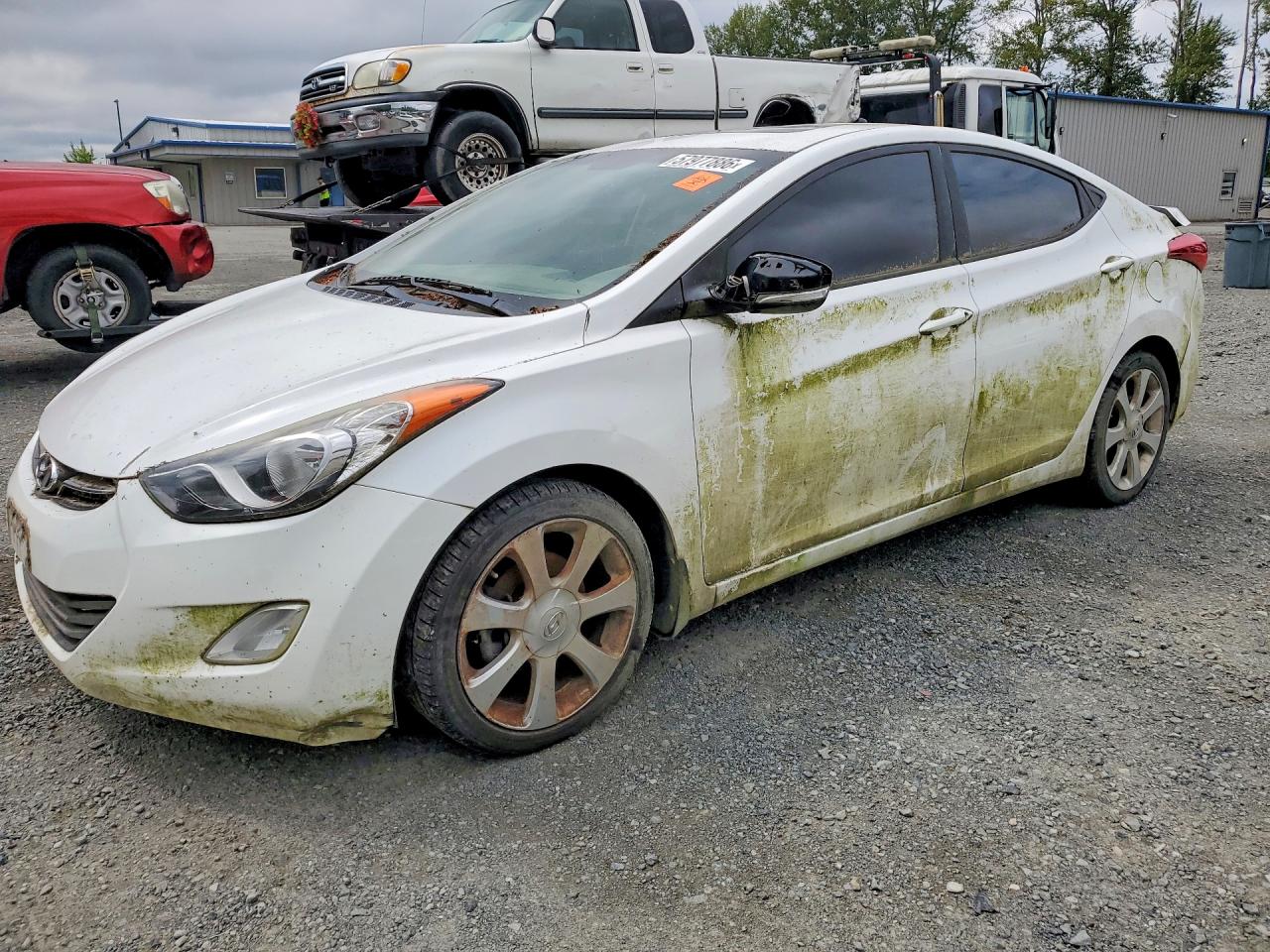 2013 HYUNDAI ELANTRA