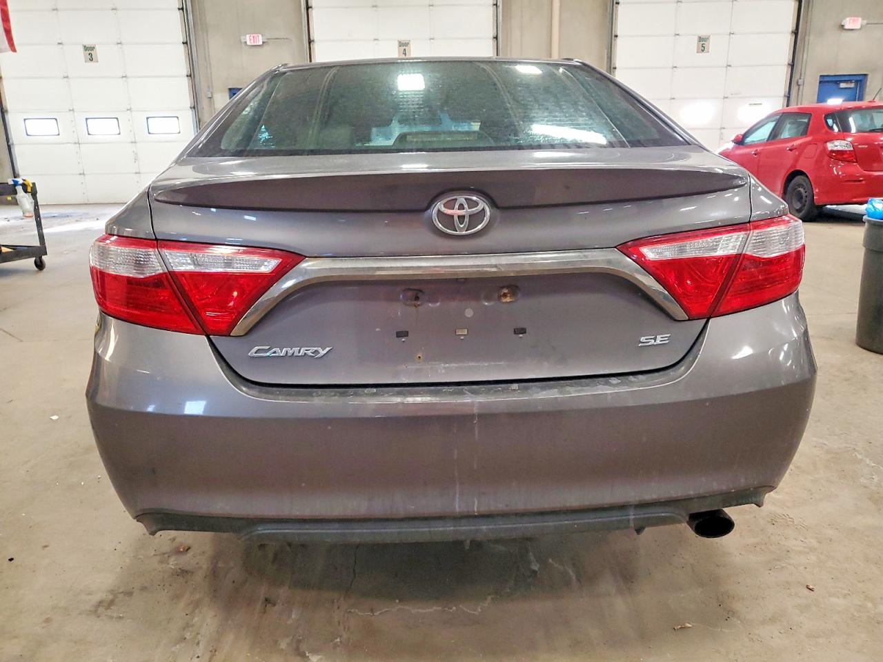 2016 TOYOTA CAMRY