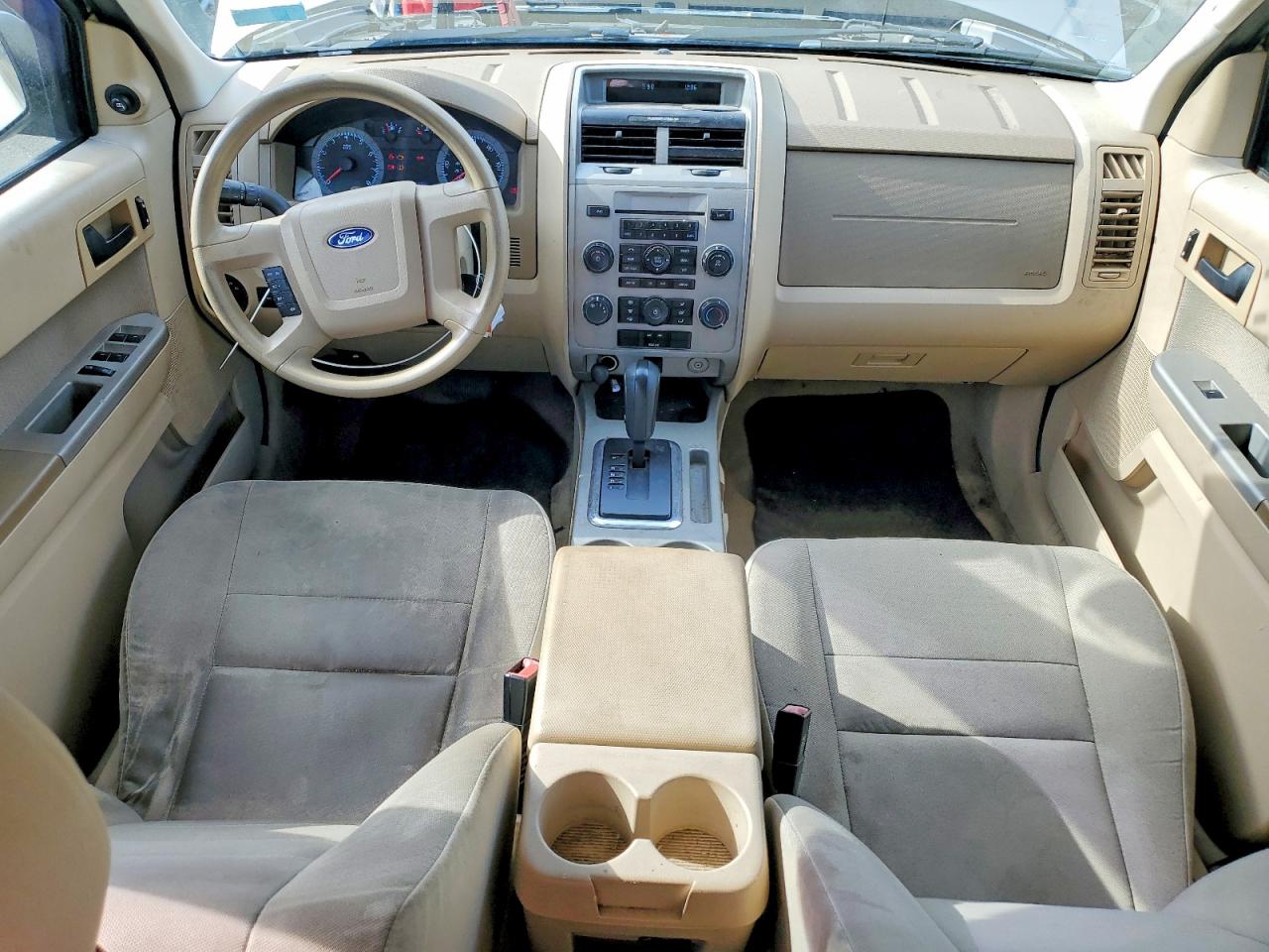 2011 FORD ESCAPE