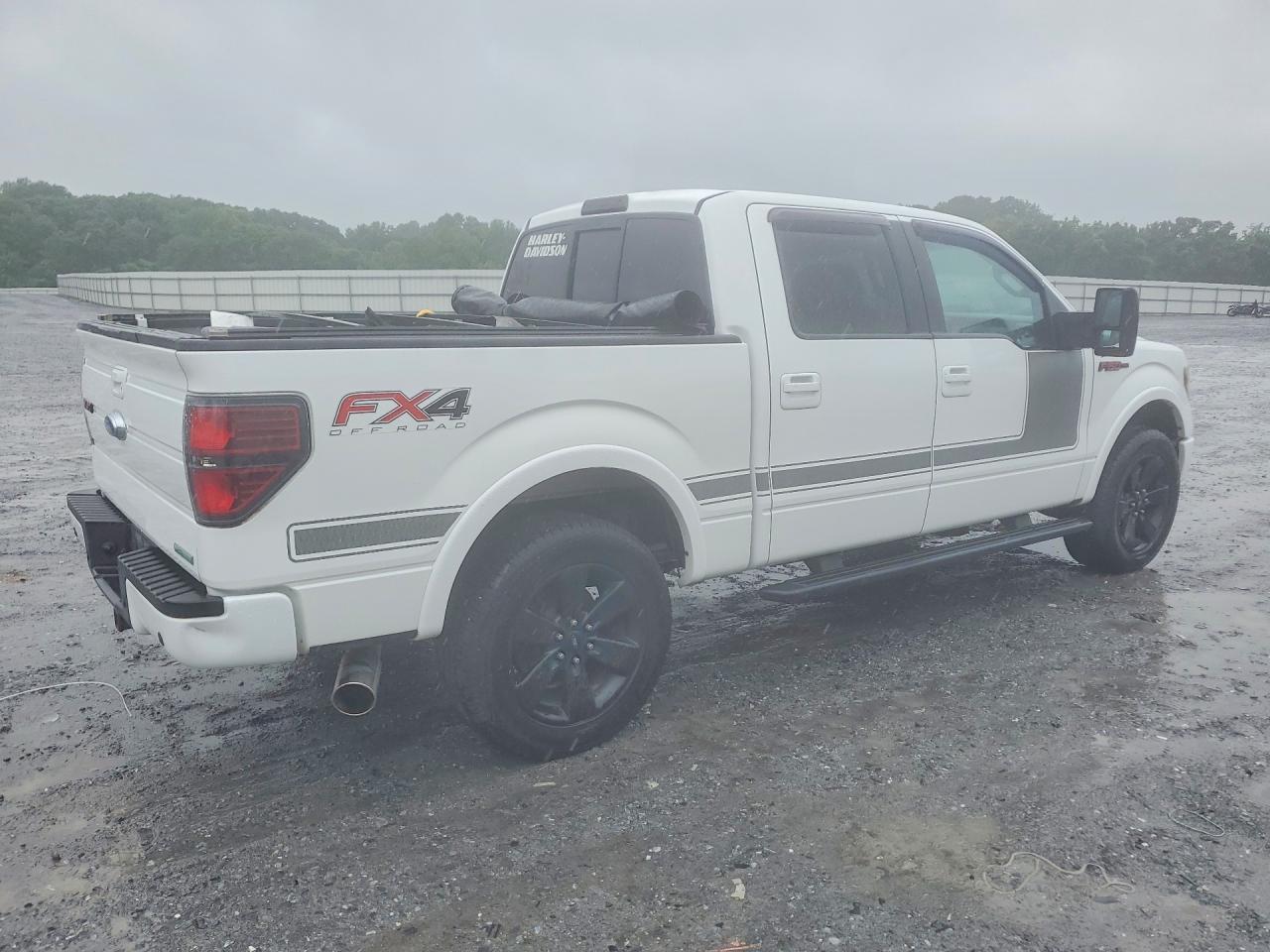 2012 FORD F150