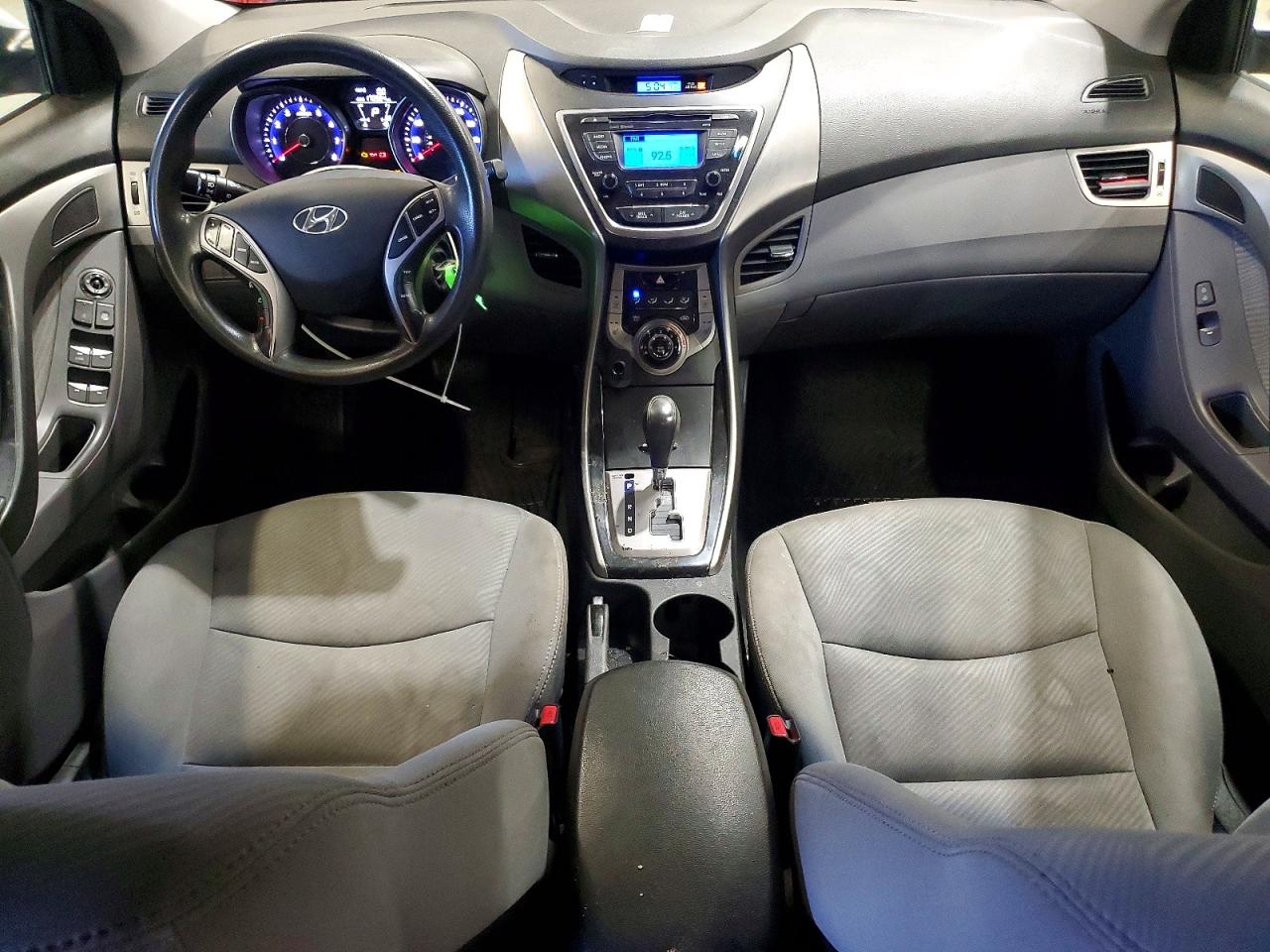 2013 HYUNDAI ELANTRA