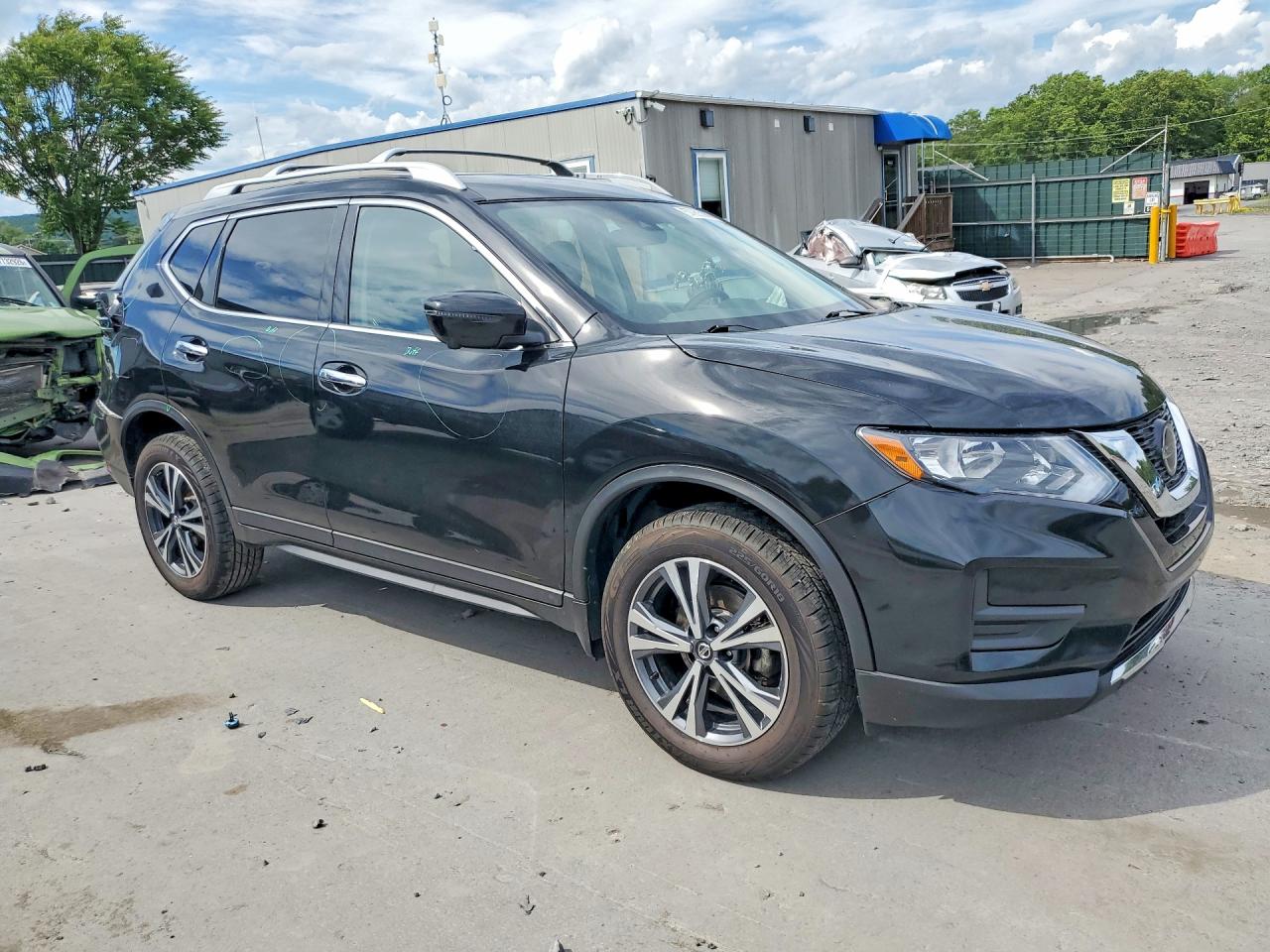 2020 NISSAN ROGUE
