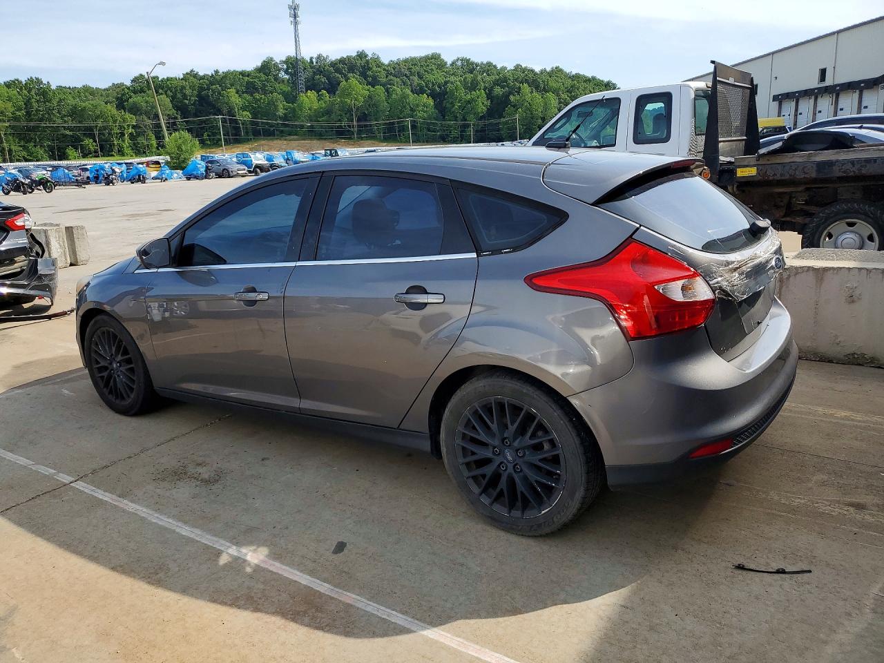 2012 FORD FOCUS