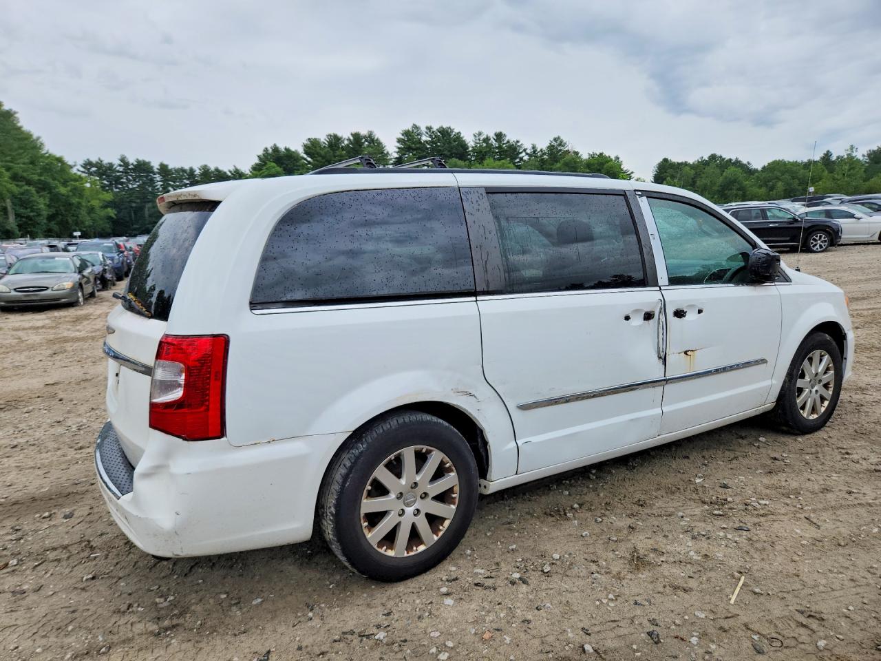 2016 CHRYSLER MINIVAN