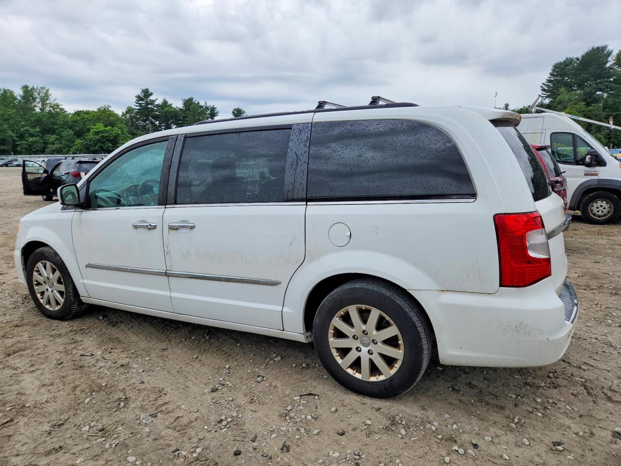 2016 CHRYSLER MINIVAN