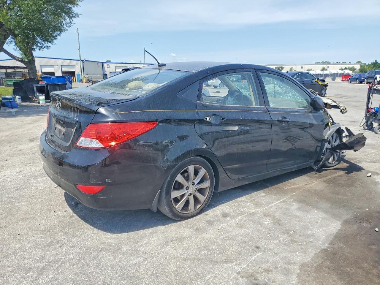 2014 HYUNDAI ACCENT