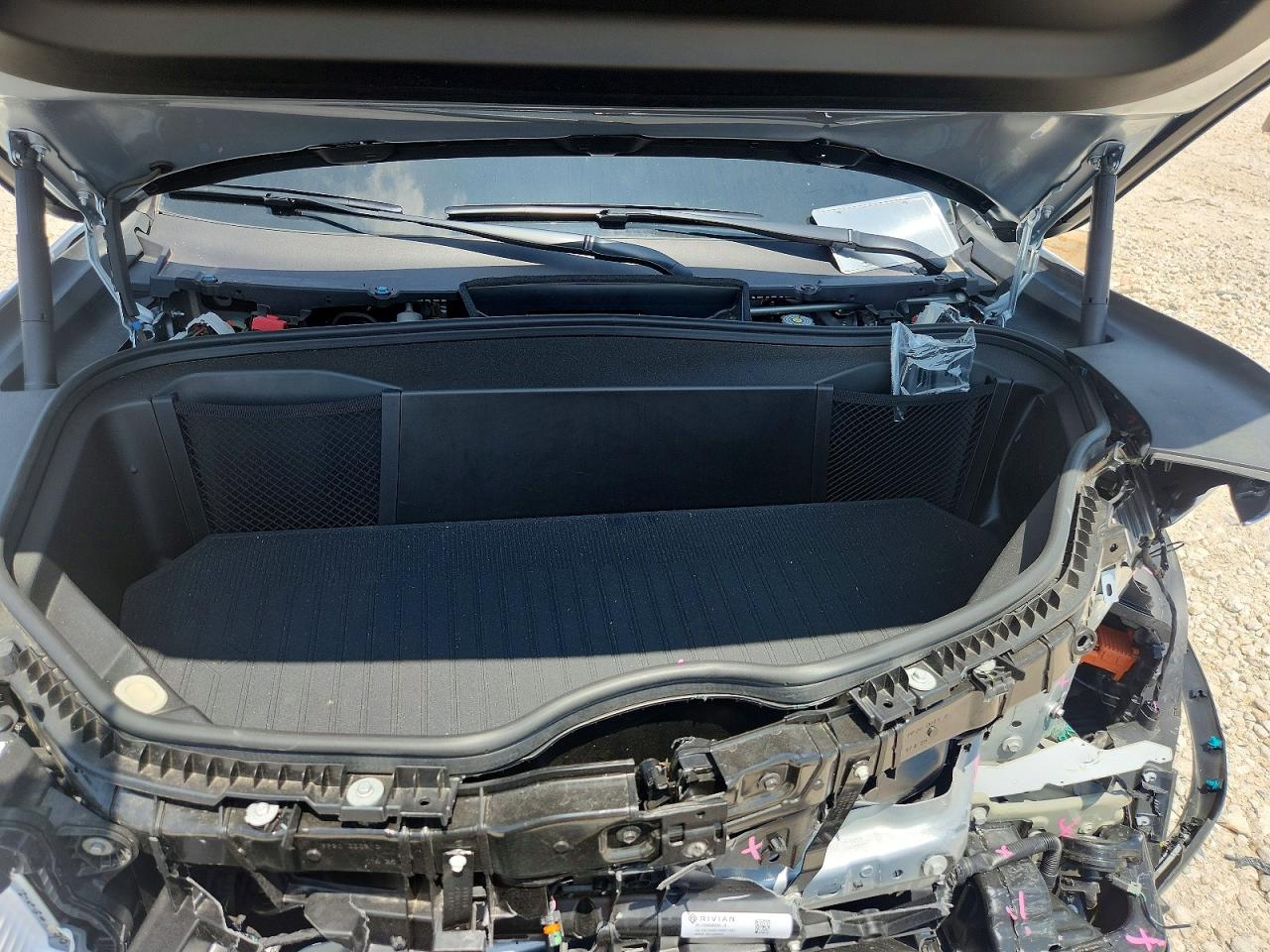 2026 RIVIAN RIT