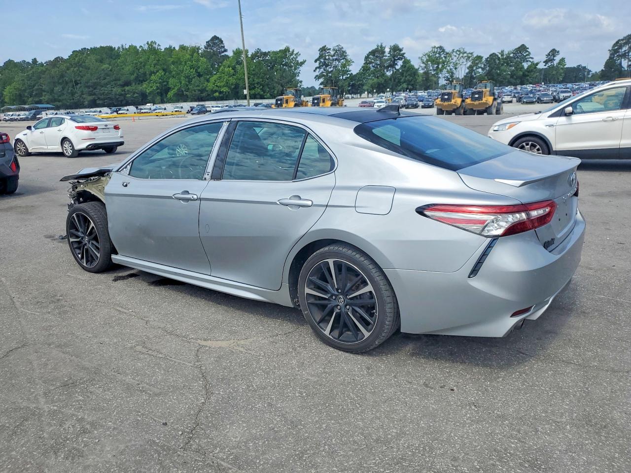 2019 TOYOTA CAMRY