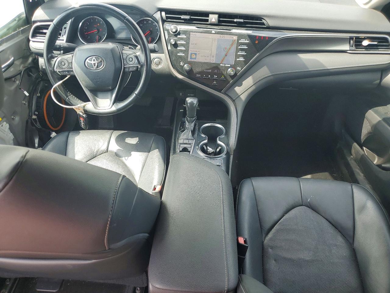 2019 TOYOTA CAMRY