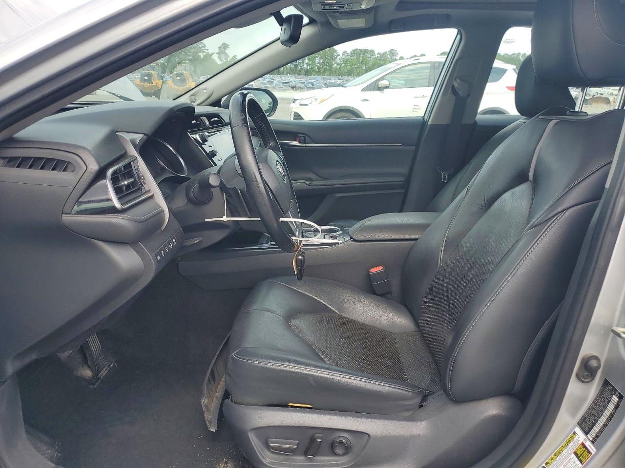 2019 TOYOTA CAMRY